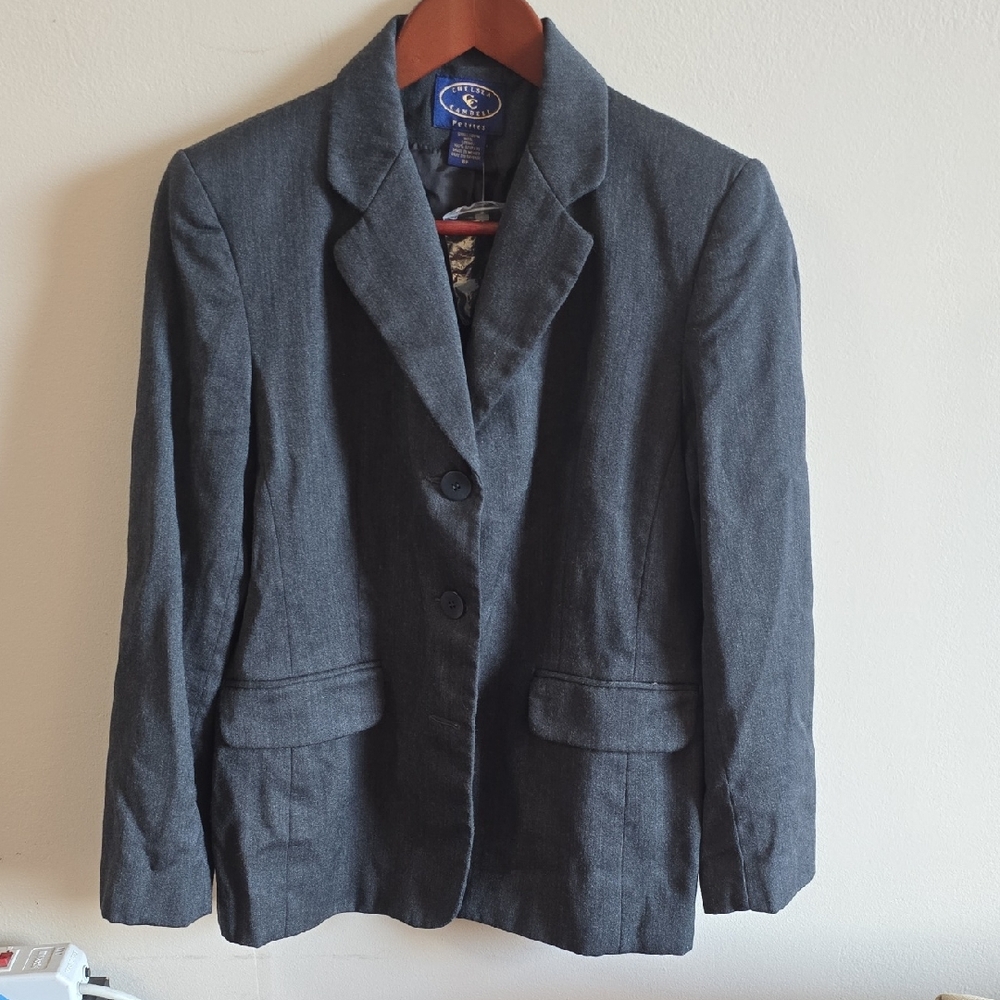 Chelsea Cambell Gray Blazer